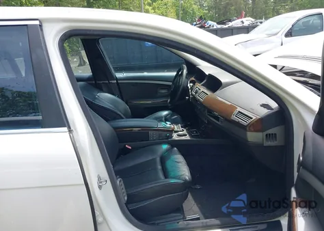 2004 BMW 745Li из США, поврежденный, VIN WBAGN63464DS47181